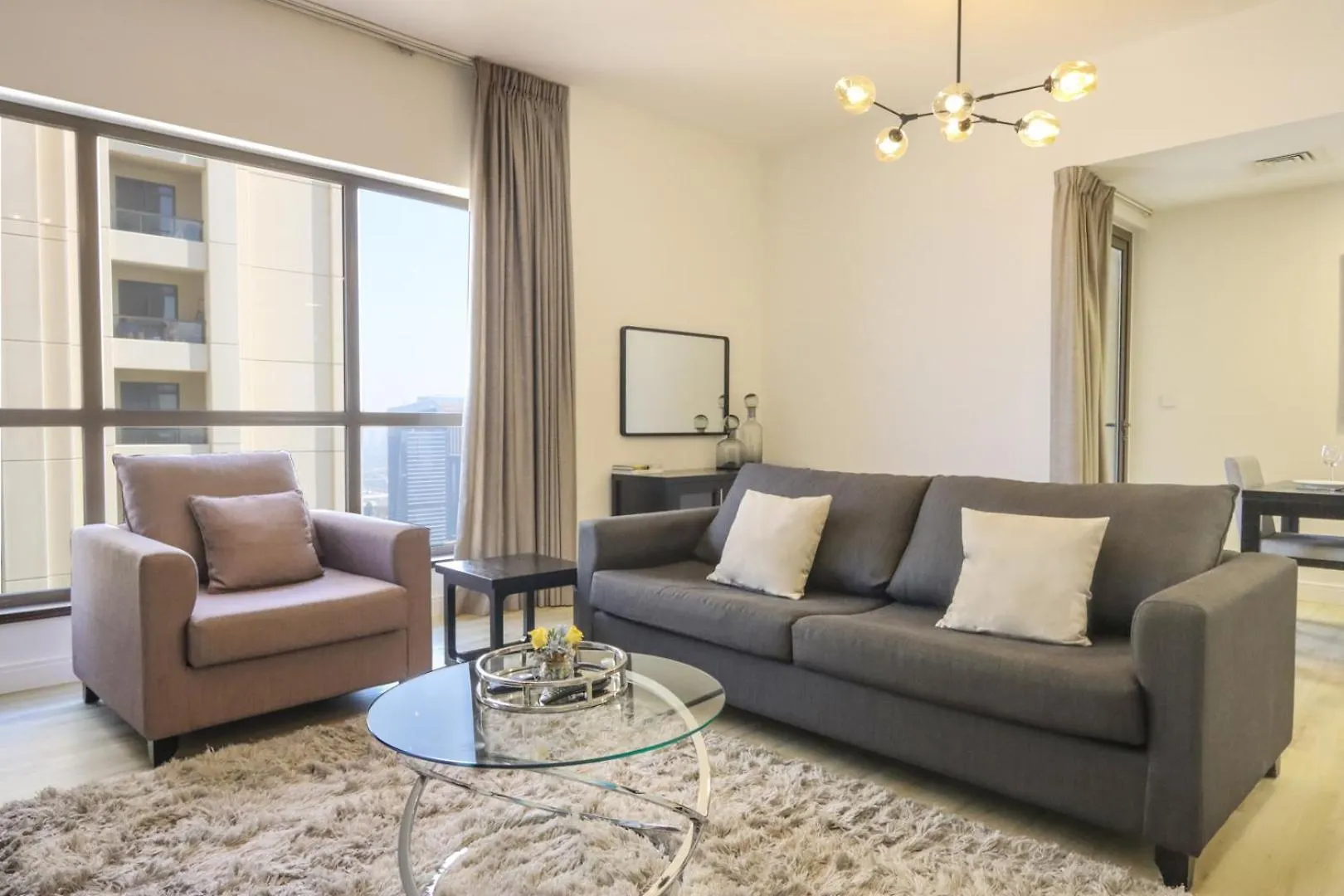 Livbnb- Stylish 2Bhk In Jbr Beach Access Dubai Apartment