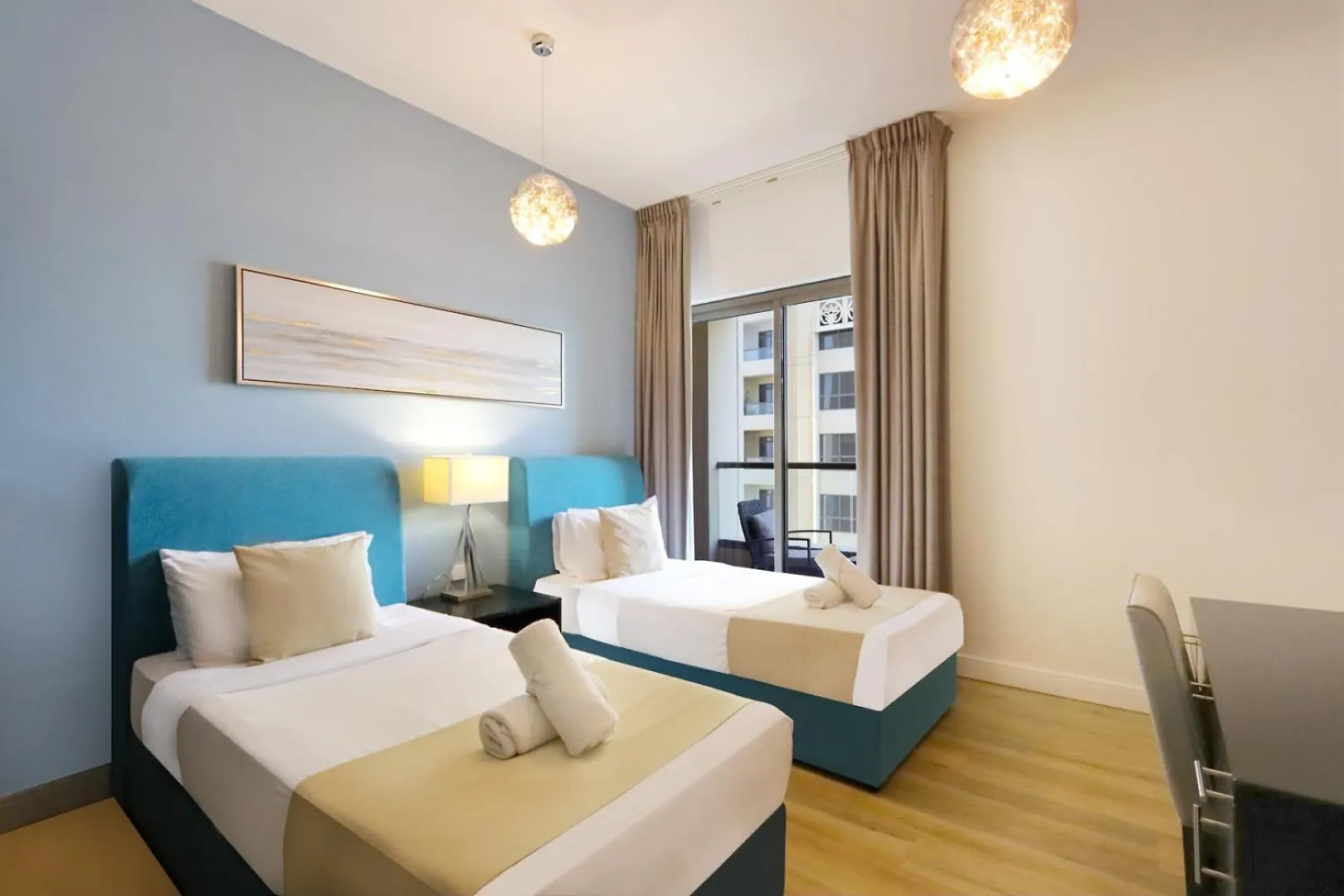 Livbnb- Stylish 2Bhk In Jbr Beach Access Dubai