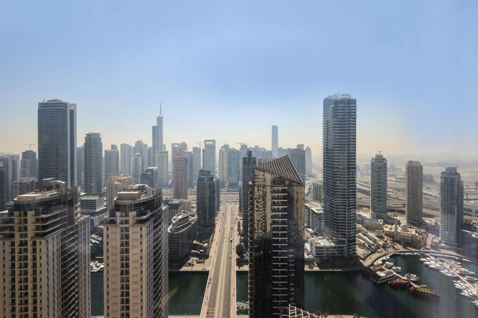 Livbnb- Stylish 2Bhk In Jbr Beach Access Dubai